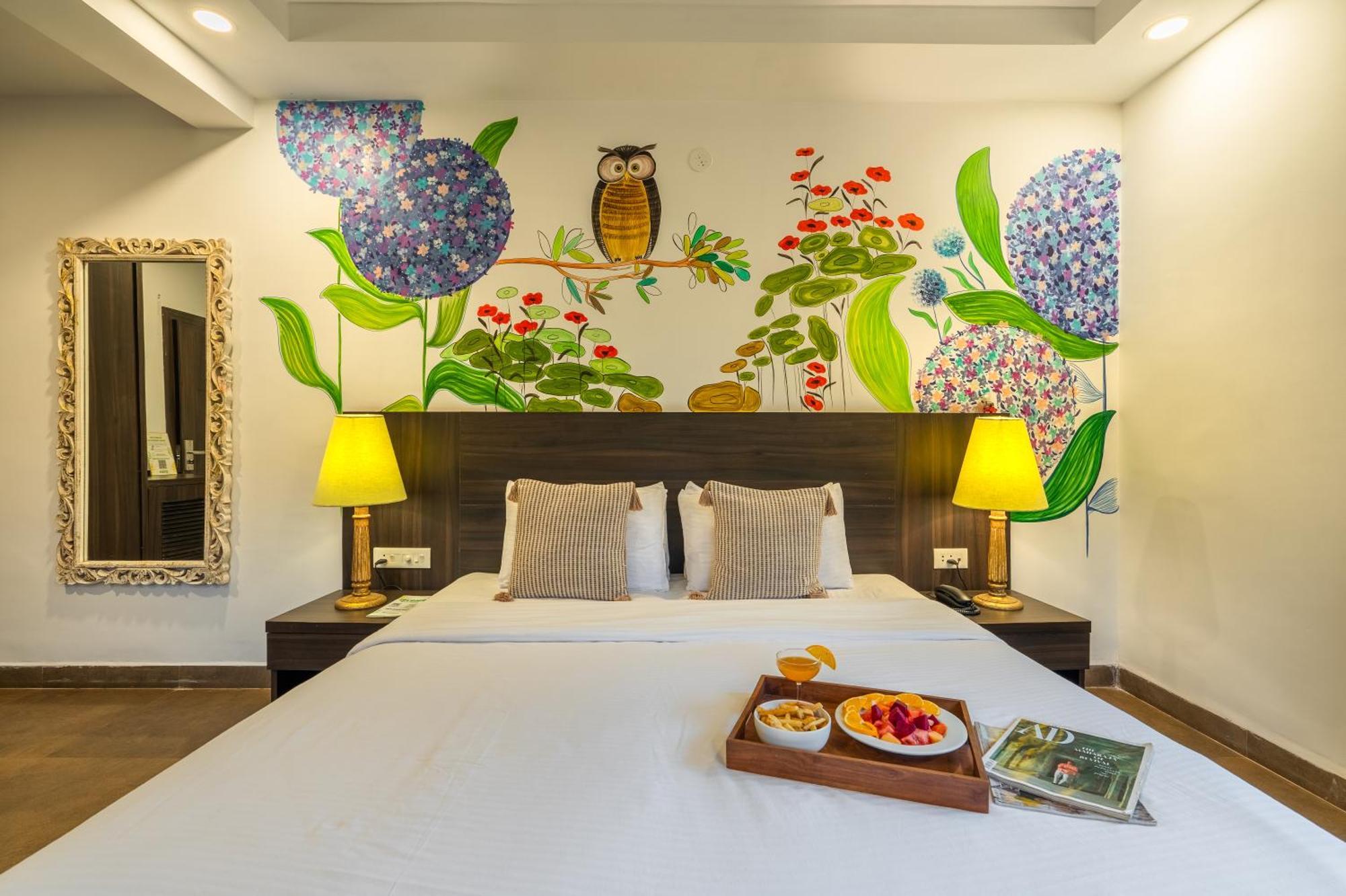 Locomo Boutique, Morjim - Stay Work Eat Bagian luar foto